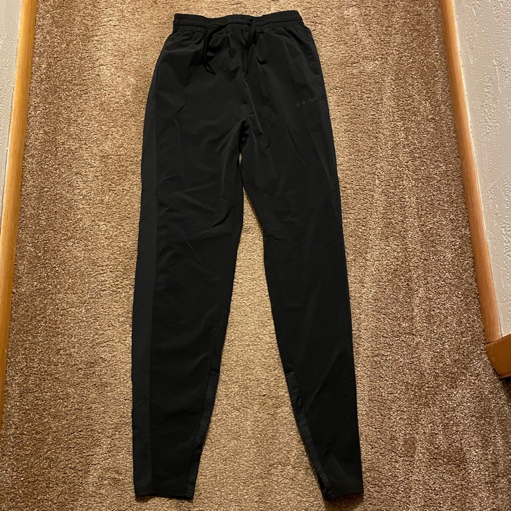 outdoor voices joggers